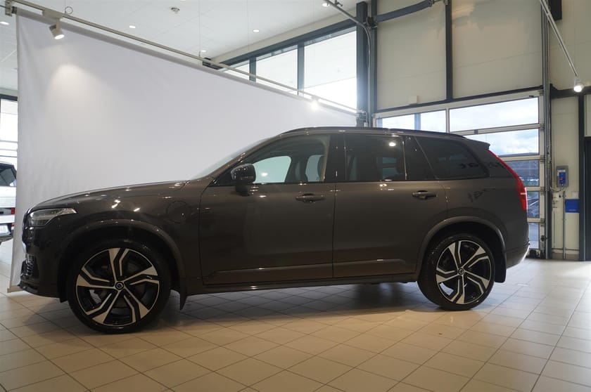 Bild 3 av Volvo XC90 T8 Ulltimate Dark Edition Panorama VoC Drag Bowers Wilkins Luftfjädring 360