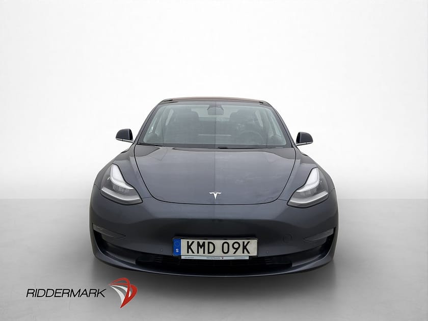 Bild 3 av Tesla Model 3 Long Range AWD Autopilot Pano Svensksåld