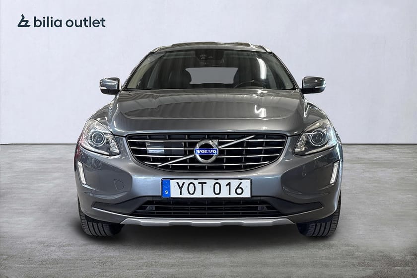 Bild 3 av Volvo XC60 D4 AWD aut Classic Summum 190hk Pano Navi Drag B-kamera