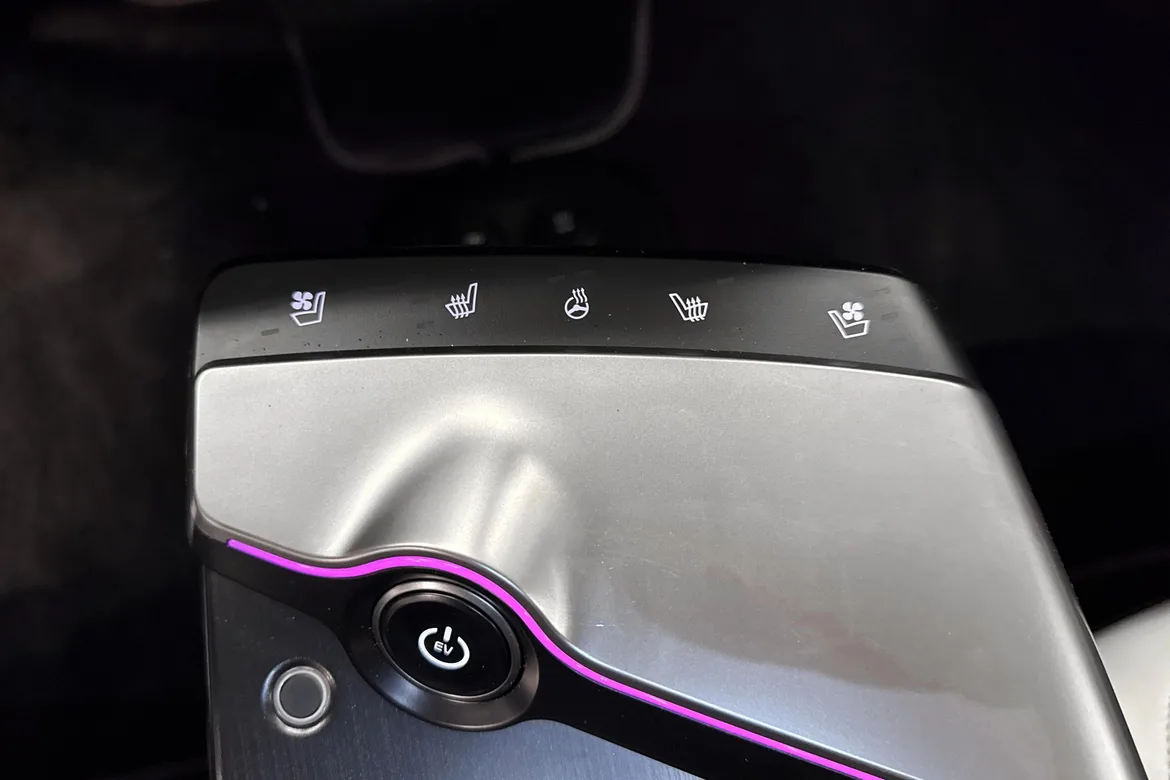 picture of a car