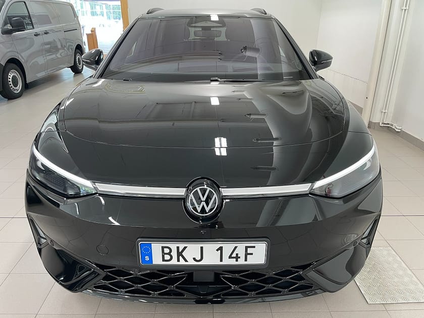 Bild 2 av Volkswagen ID.7 GTX Tourer Edition 340Hk 86kWh -27 KAMPANJ FR. 679.900