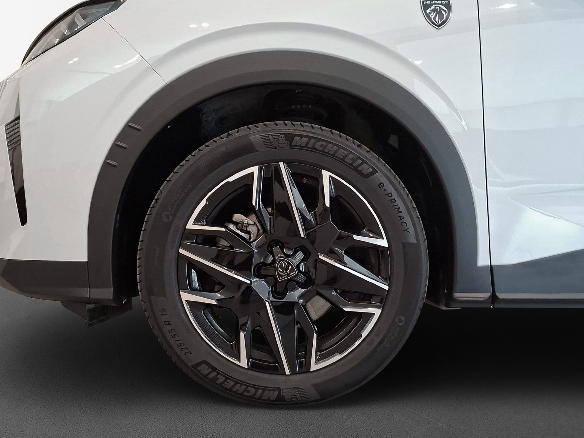 Peugeot 5008 GT Hybrid 145 A 5-d SUV 2025, bild 5/21
