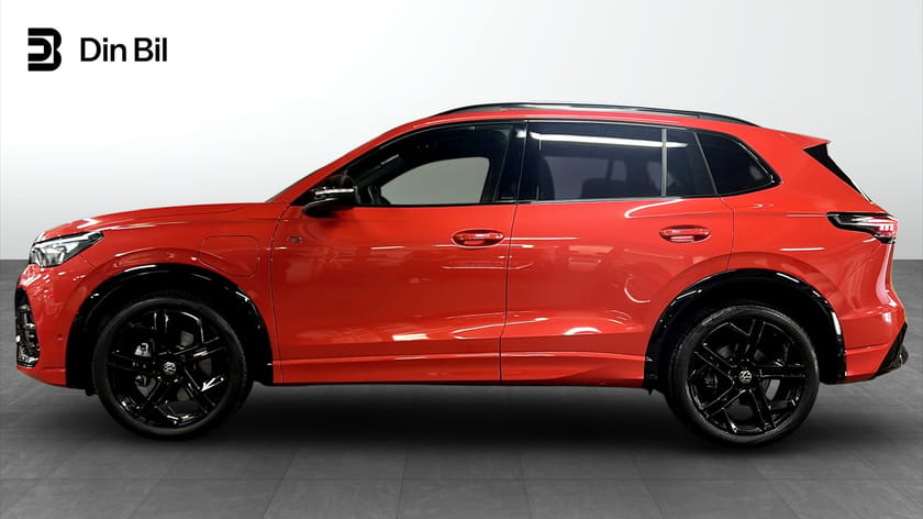 Bild 2 av Volkswagen Tiguan eHybrid E-HYBRID 272HK R-LINE/DRAG/P-VÄRMARE/PANORAMA