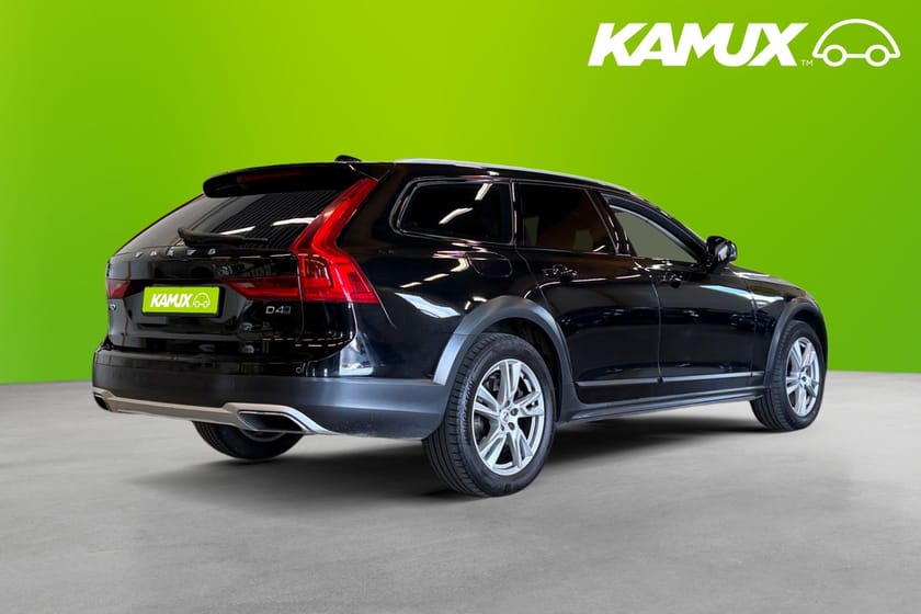 Bild 4 av Volvo V90 Cross Country D4 AWD 190hk Kamrem-Bytt Drag D-Värm