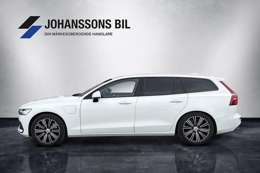 Bild 2 av Volvo V60 Recharge T6 AWD Inscription Expression Kamera Drag Nav
