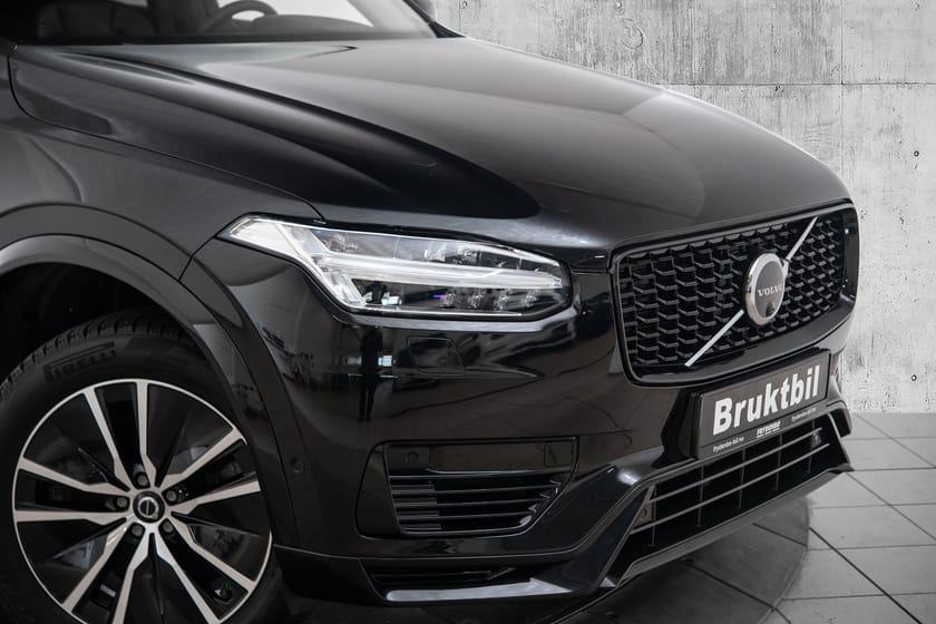 Bilde 2 av Volvo XC90 7-seater Recharge T8 Plus Dark KROK|PANO|21"|360|H&K|TONEDE