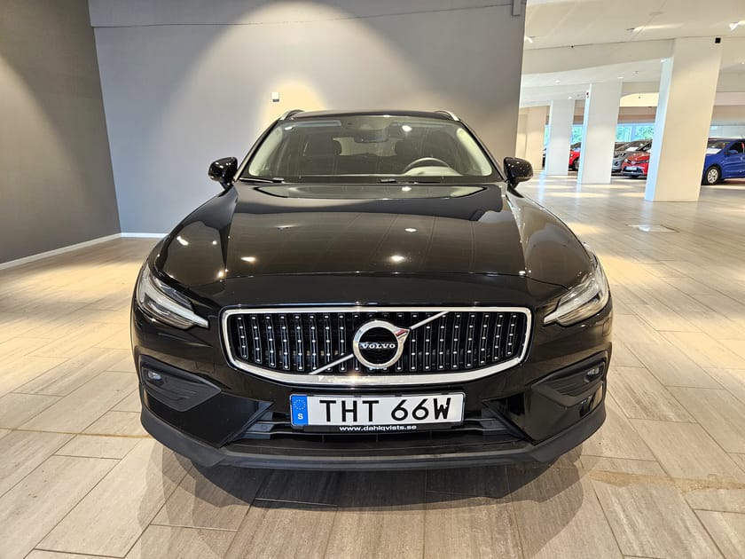 Bild 3 av Volvo V60 Cross Country B4 AWD 197hk | V-hjul Drag Värmare