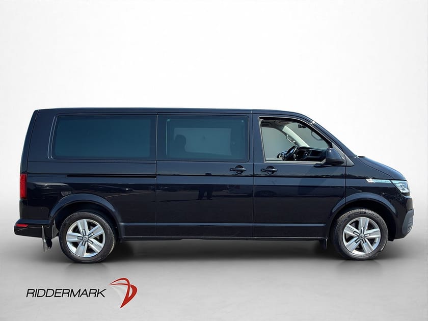 Bild 2 av Volkswagen Multivan 4M Lång Värm Kamera El-Dörr 7-Sits Moms