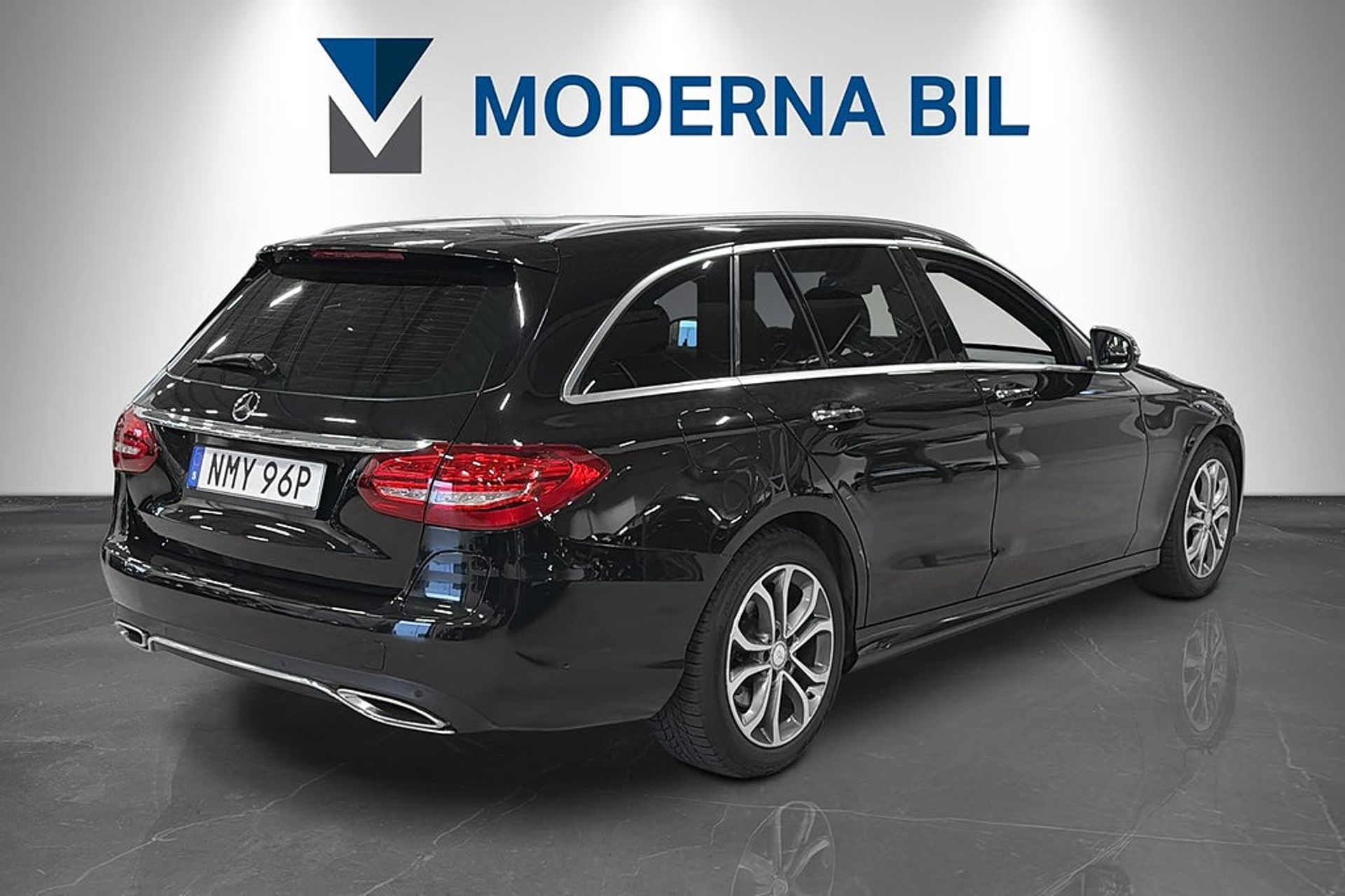Mercedes-Benz C 2016, photo 6/10