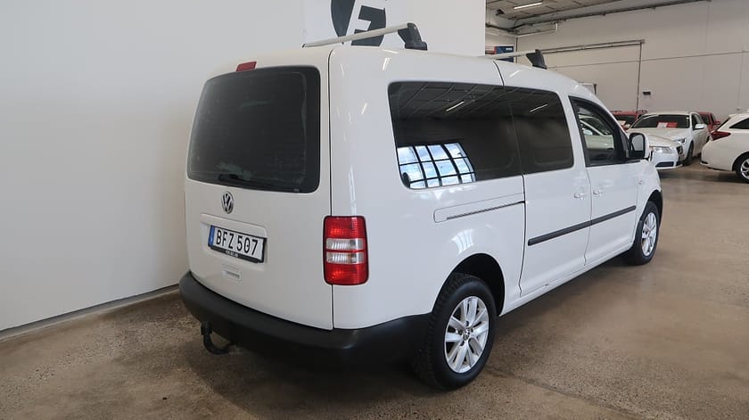 Bild 4 av Volkswagen Caddy Maxi *RÄNTEKAMPANJ 3.45%* 2.0 Nyservad Kamremsbytt