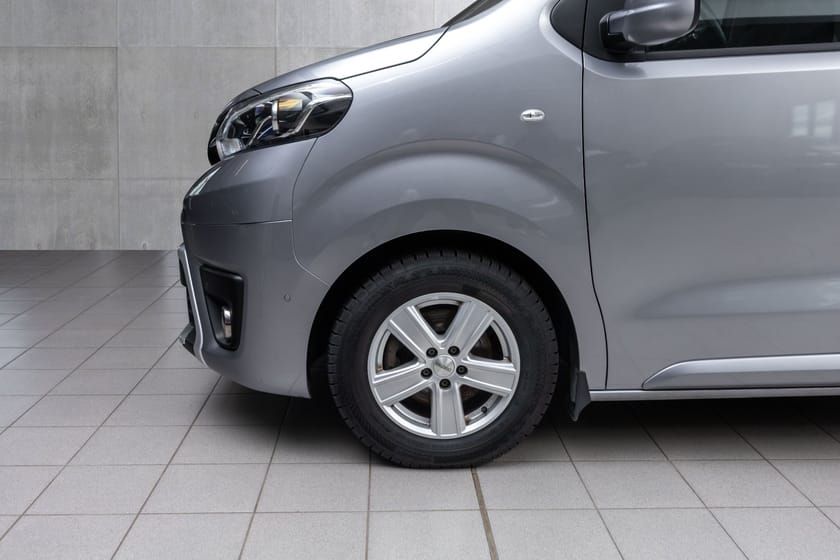Bilde 2 av Toyota Proace Verso Lang 2,0D 177 Executive Family