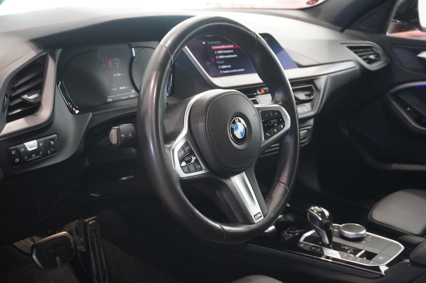 Bild 2 av BMW 118i M-Sport Automat LED PDC Sportstolar 140hk