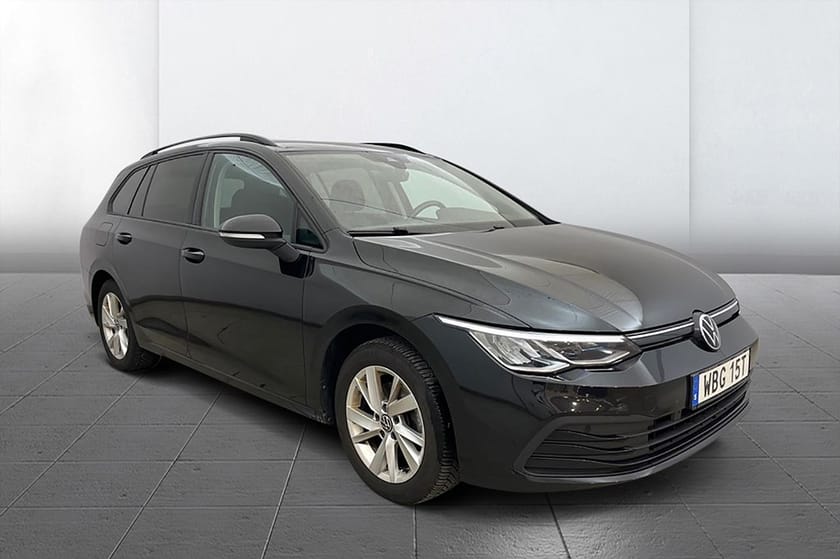 Bild 3 av Volkswagen Golf Sportscombi SC 1.5 eTSI Aut Drag Cockpit Kamera MOMS 150hk