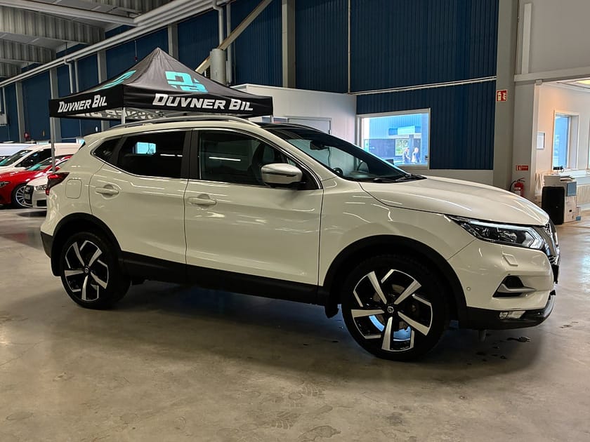 Bild 2 av Nissan Qashqai 1.2 DIG-T 115Hk Tekna+ | Pano | Skinn | BOSE