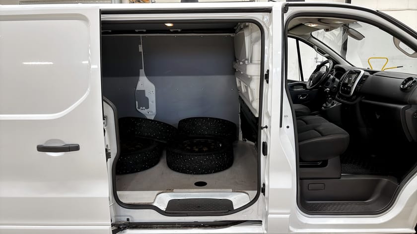 Bild 4 av Opel Vivaro Skåpbil Skåp L2H1 1,6l 125hk Premium