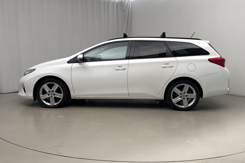 Bild 2 av Toyota Auris Touring Sports 1.6 132hk Edition 50 GPS