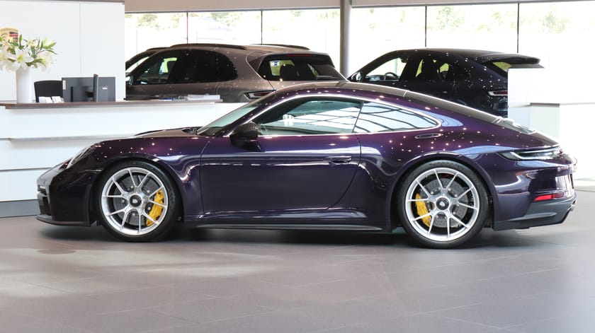 Bild 4 av Porsche 911 GT3 Touring PTS Viola Metallic