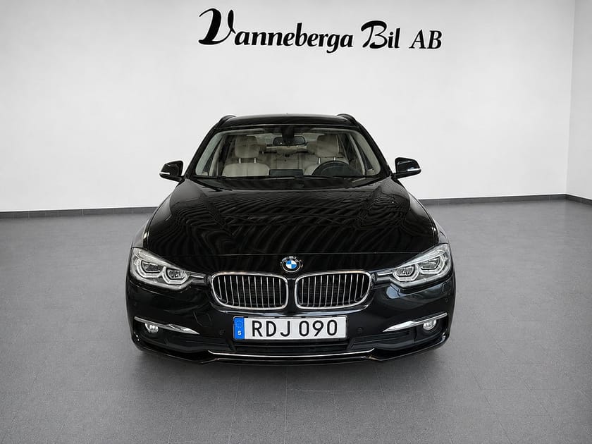 Bild 2 av BMW 320d xDrive Touring Steptronic Luxury Line Euro 6