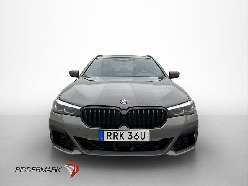 Bild 2 av BMW 530e xDrive Touring M Sport Pano Läder HiFi 360 CarPlay Adaptiv