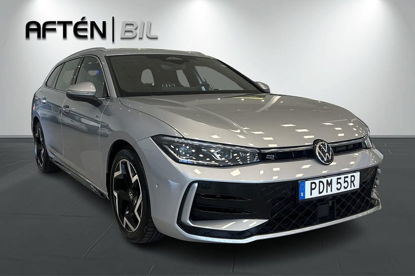 Bild 4 av Volkswagen Passat Sportscombi 2.0 TDI 4Motion R-Line **SE SPEC**