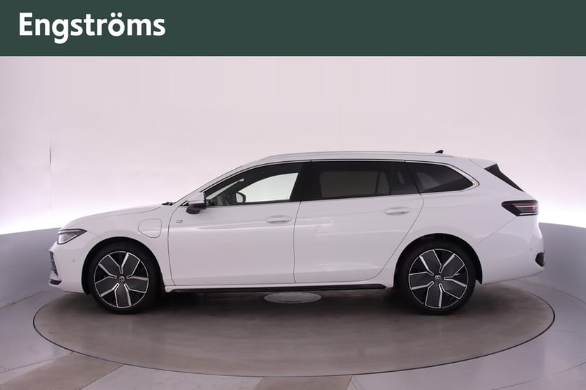Bild 5 av Volkswagen Passat Variant eHybrid R-Line 272hk DSG SWE Edition