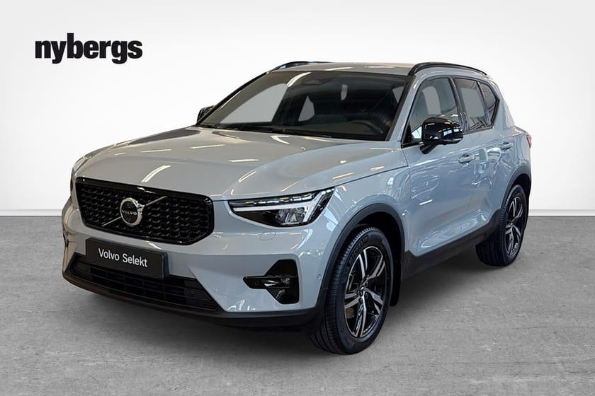 Bild 3 av Volvo XC40 B3 FWD Bensin Plus Dark