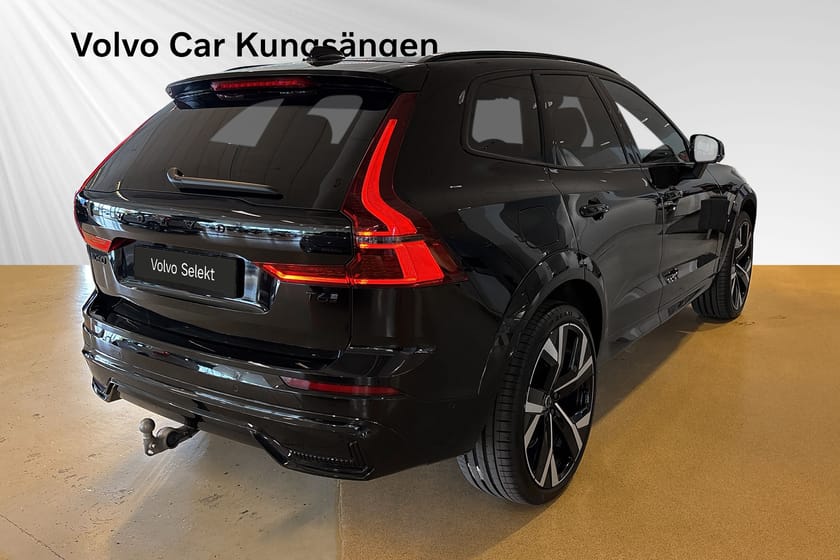Bild 5 av Volvo XC60 T6 Plus Black Nordic Edition Bowers 22" Luftfjädring Lounge Massage Pano 360-kamera Drag Selekt