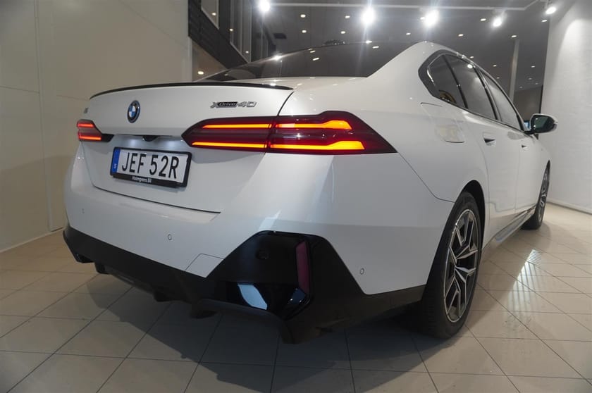 Bild 4 av BMW i5 xDrive40 Sedan M Sport Pro Pano Drag DA Pro