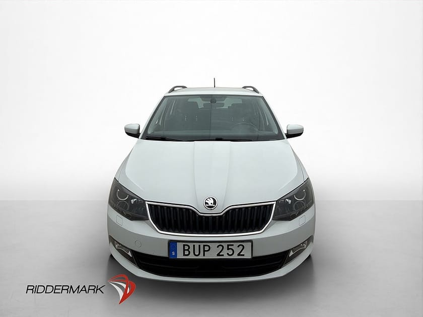 Bild 2 av Škoda Fabia Kombi Skoda 1.2 TSI 90hk Style CarPlay Farthållare