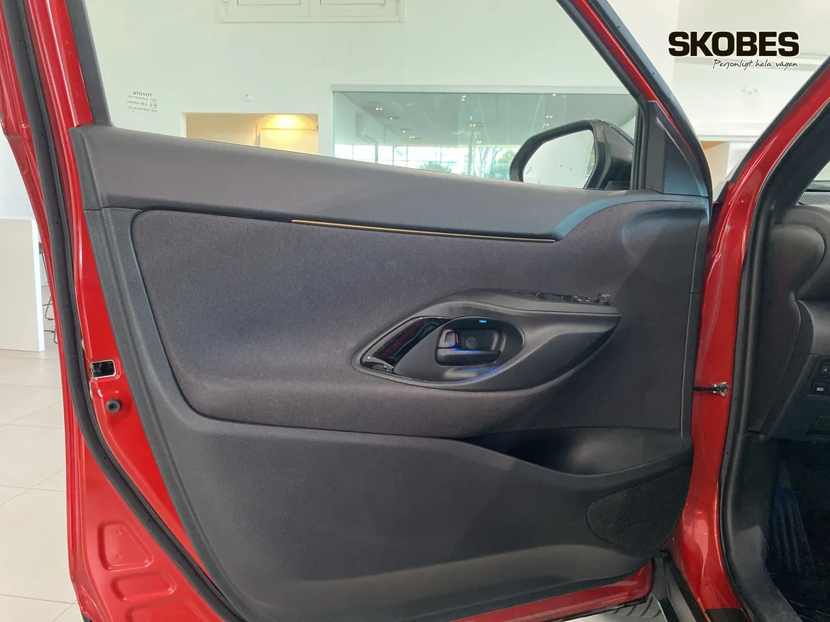 Toyota Yaris Cross Hybrid AWD-i