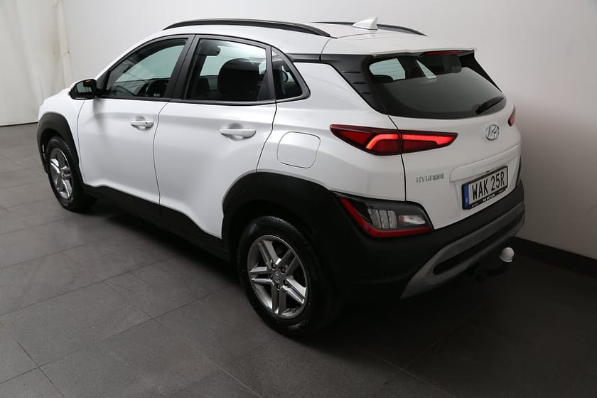 Bild 4 av Hyundai Kona 1,0 T-GDI 120hk Essential Aut Kamera Motorv Drag