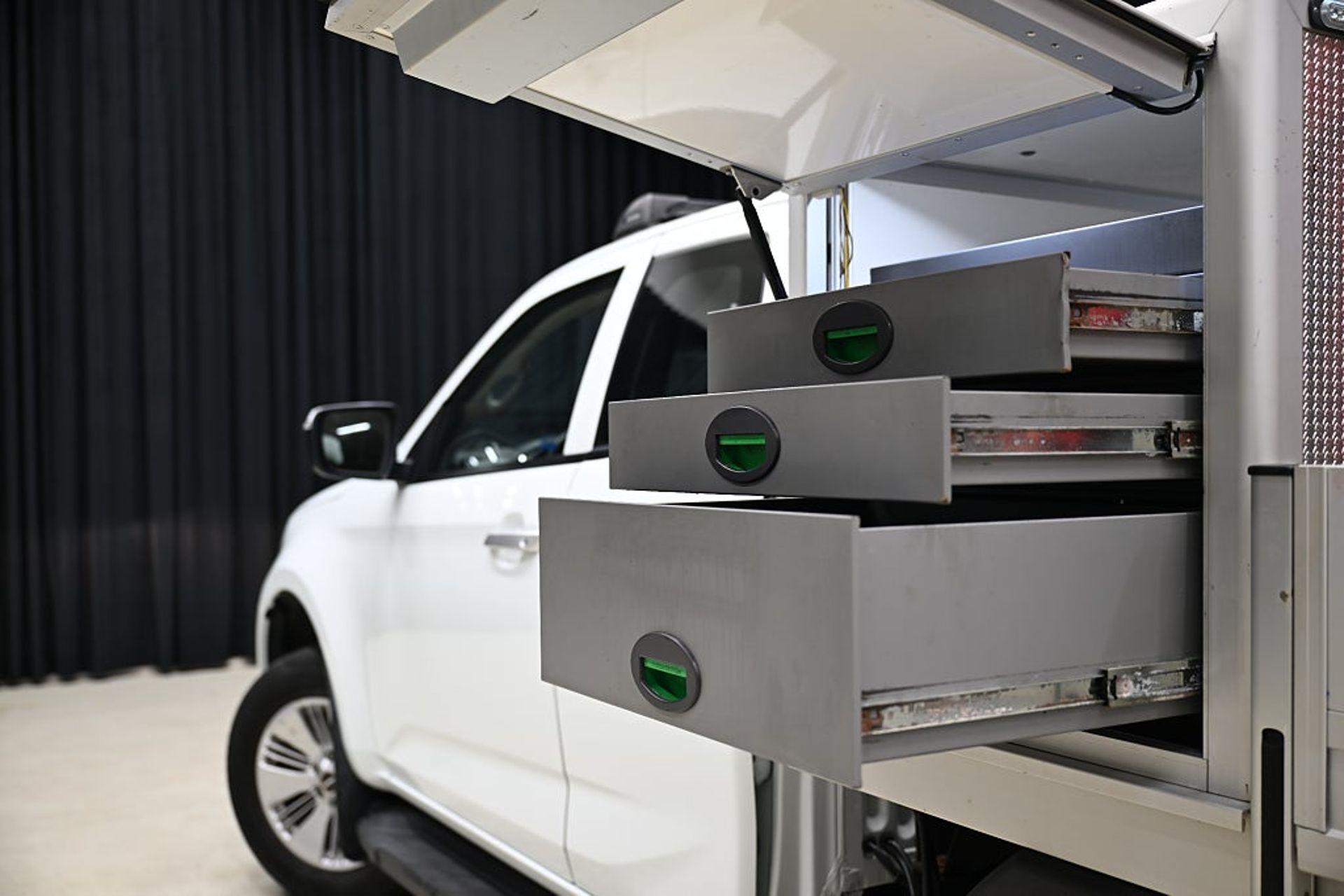 Isuzu D-max 1.9 4WD 163HK Automat 2020, bild 7/10