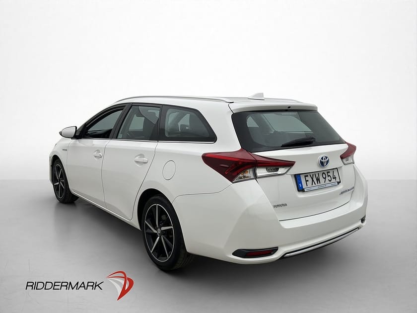 Bild 5 av Toyota Auris Touring Sports Hybrid 136hk Active Kamera Lane assist