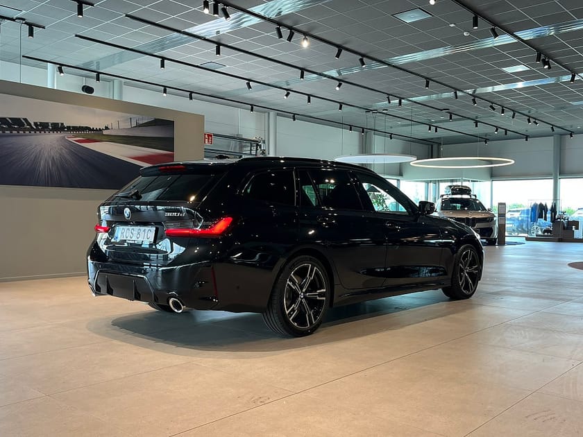 Bild 4 av BMW 320d xDrive Touring M Sport Adapt Farth Dragkrok Rattvärme