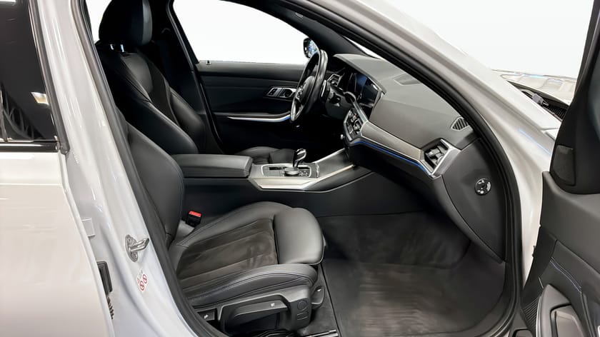 Bild 3 av BMW 330e xDrive Touring