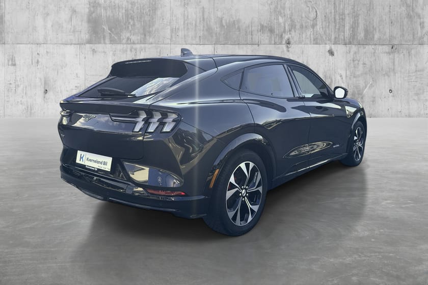 Bilde 4 av Ford Mustang Mach-E Long Range AWD CARPLAY,360 KAMERA,540KM REKKEVIDDE++
