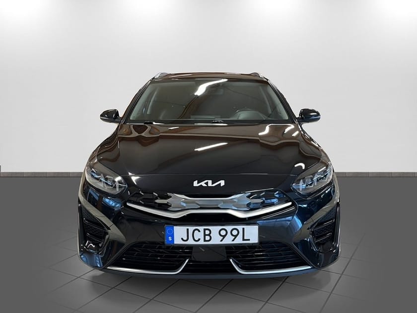 Bild 2 av Kia Ceed Sportswagon Plug-in Hybrid SW DCT 141hk Advance "Drag"