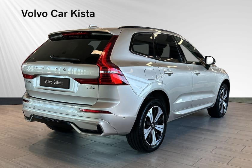 Bild 5 av Volvo XC60 T6 Plus Dark Edition HUD Luftfj Drag H/K Pano