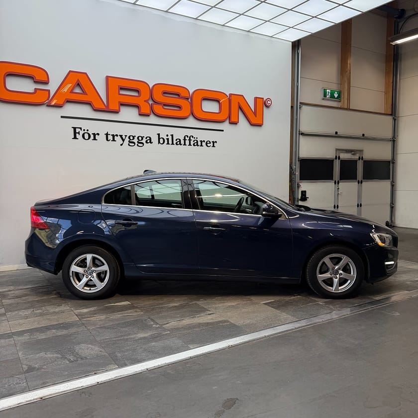 Bild 3 av Volvo S60 D4 Momentum Värmare PDC Bak Läder Kamrem bytt!