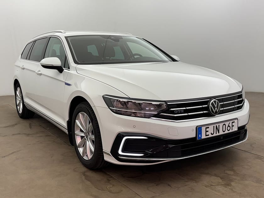 Bild 3 av Volkswagen Passat Sportscombi GTE 1.4 TSI 218HK Backkamera Drag Navi
