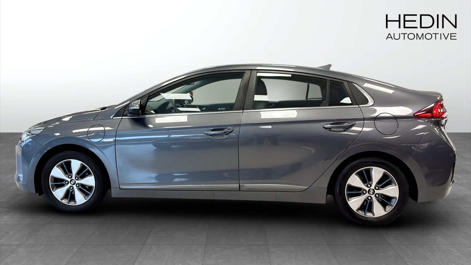 Hyundai Ioniq Plug-in 2017, bild 6/10