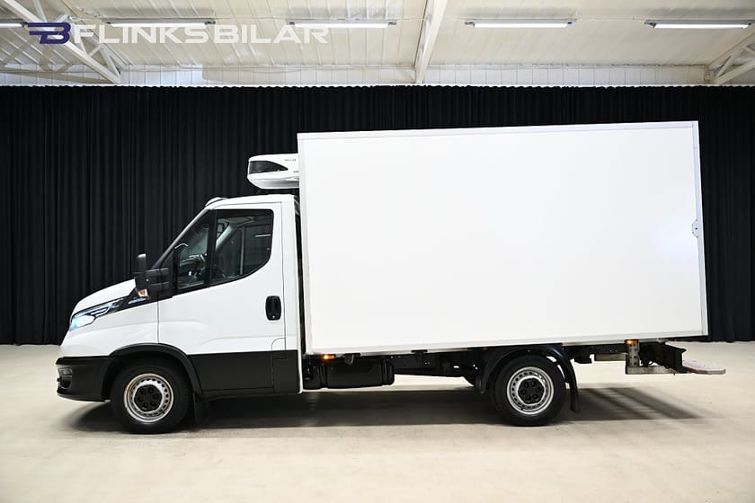 Bild 3 av Iveco Daily 35-140 Chassi Cab 136HK Automat|Volymskåp|Kylbil|Nattkyla|Lågmil|Leasbar
