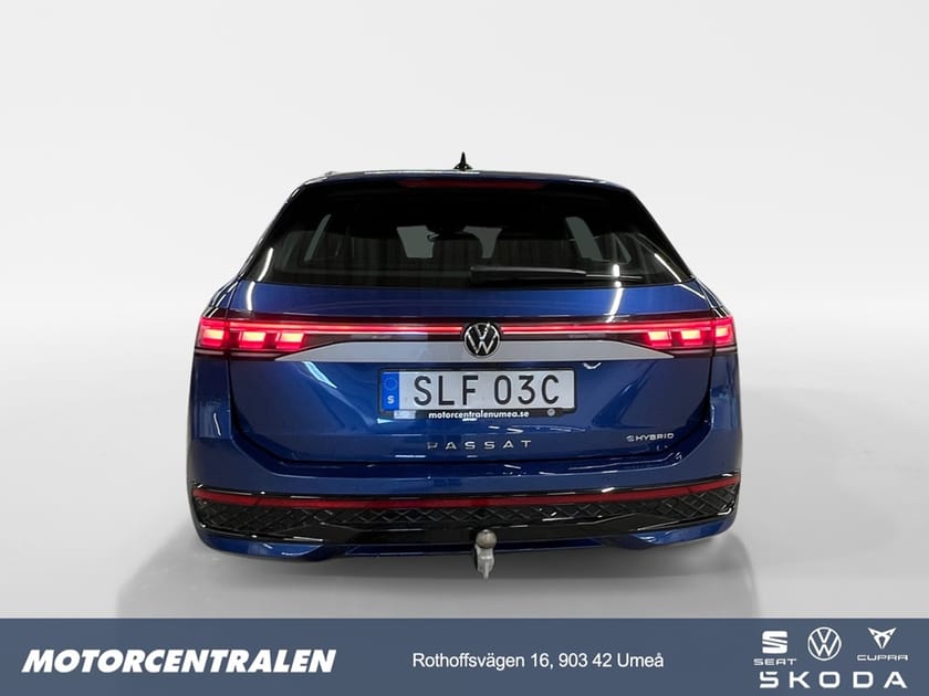 Bild 5 av Volkswagen Passat Variant eHybrid SC R-LINE 1.5TSI EHYBRID/Adaptivchassi/Ink.vinterh