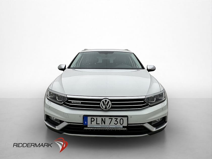 Bild 2 av Volkswagen Passat Alltrack TDI 4M 190hk Executive värm Drag