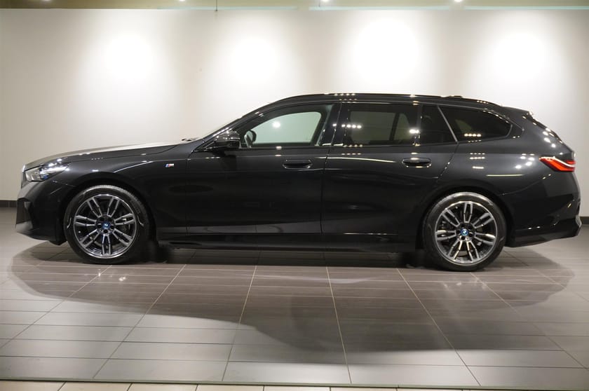 Bild 2 av BMW i5 xDrive40 Touring