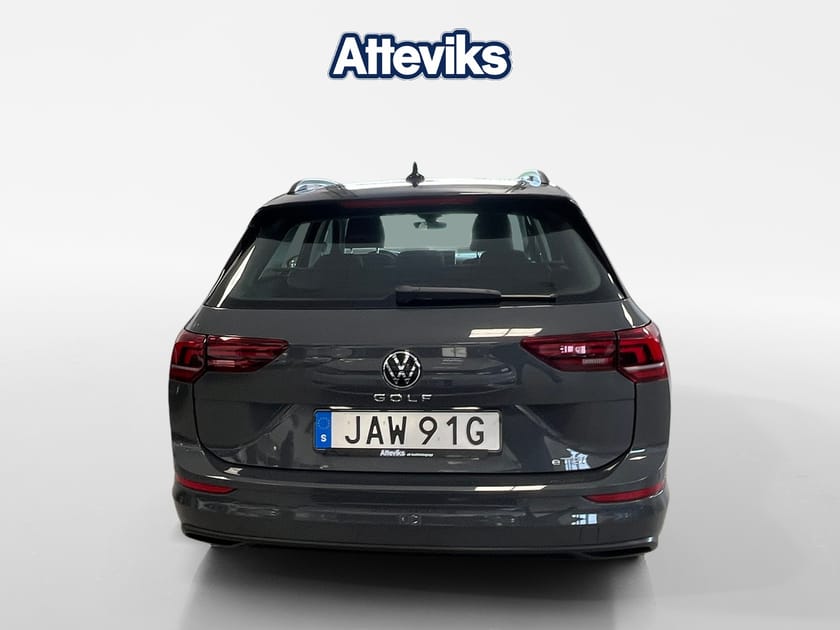 Bild 4 av Volkswagen Golf Sportscombi Life 1.5 eTSI 150hk *Teknikpaket/Dragkrok*
