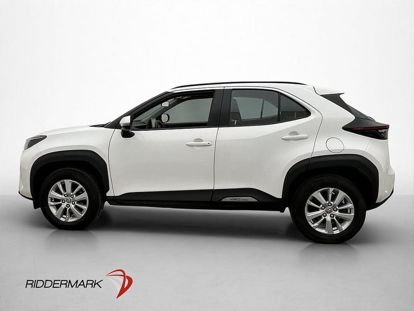 Bild 4 av Toyota Yaris Cross Hybrid AWD-i AWD 116hk Active Kamera Rattvärme MOMS