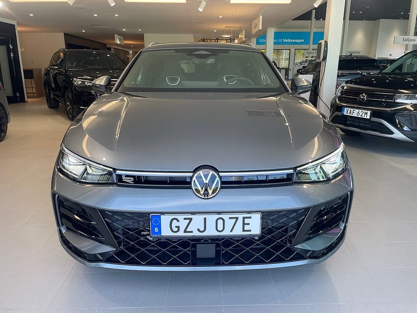 Bild 2 av Volkswagen Passat Variant eHybrid 272hk R-Line Privatleasing fr 4995kr tom 31/5