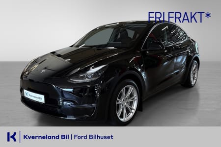 Tesla Model Y Long Range AWD Lang AWD/Panoramatak/Krok+++