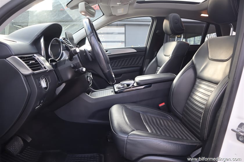 Bild 4 av Mercedes-Benz GLE 350 d 4MATIC Coupé 258hk Aut Panorama Harman/kardon Navi Drag Svensksåld
